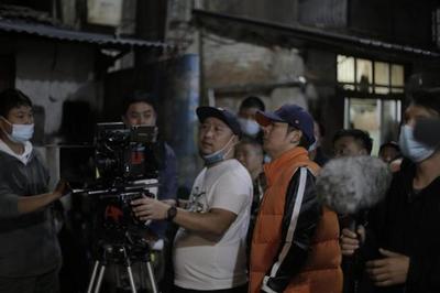 《单亲辣妈》 未婚妈妈的职场奋斗与温情成长